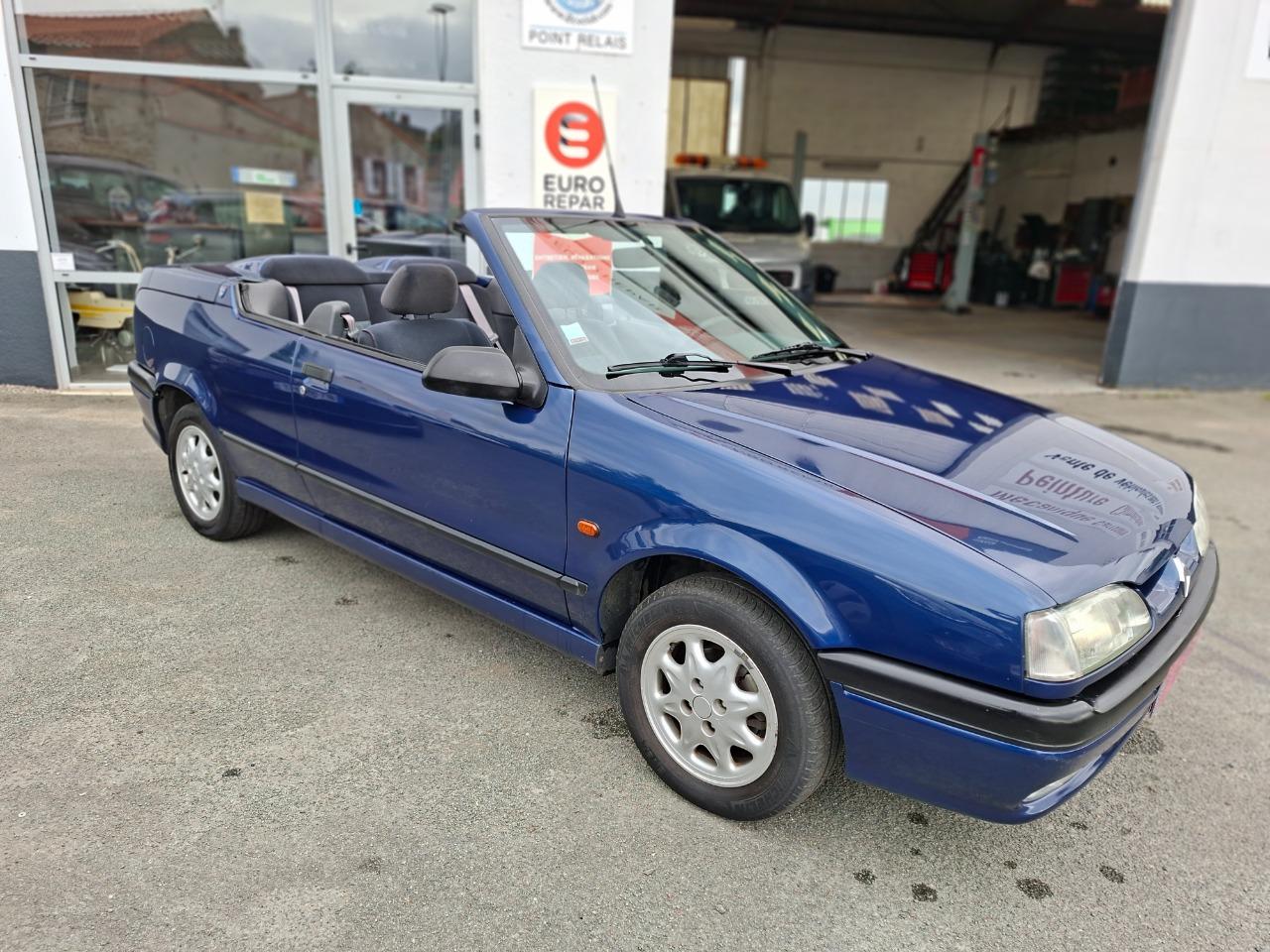 RENAULT 19 (R19) r19 cabriolet aria - 1996 LesAnciennes.com