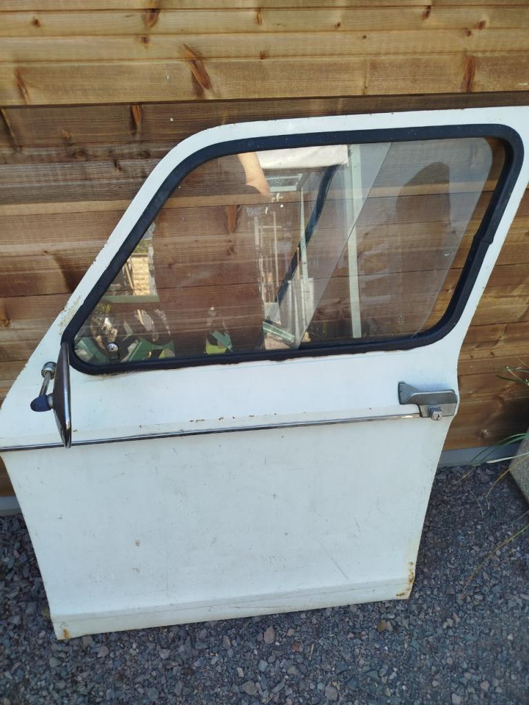 Lot de pièces CITROEN Dyane LesAnciennes.com