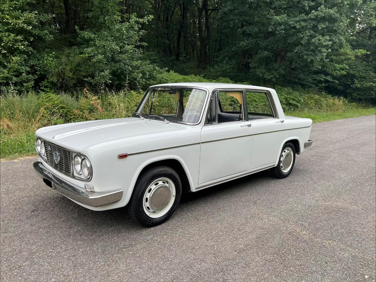 LANCIA Fulvia - 1967 LesAnciennes.com