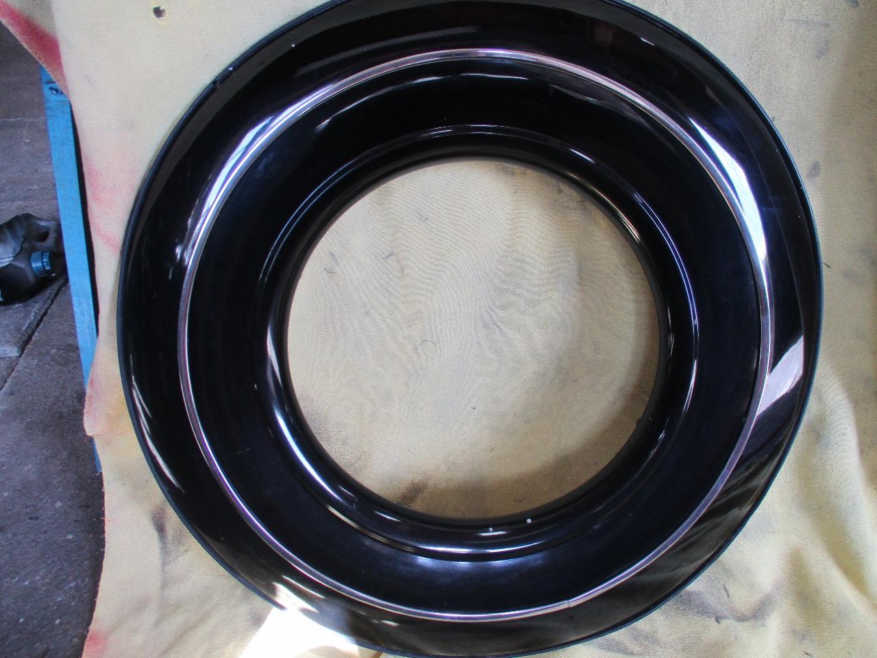 Cache roue MADINE U S A inconnue LesAnciennes.com