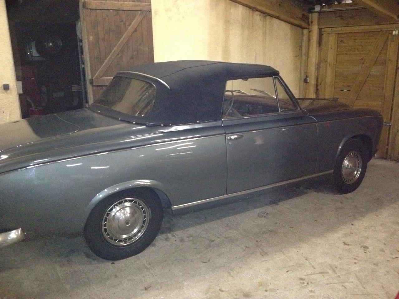 PEUGEOT 403 CABRIOLET - 1960 LesAnciennes.com