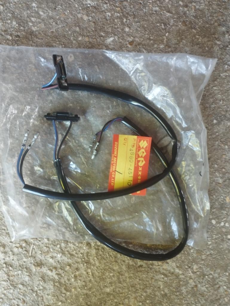 Fils plomb SUZUKI GS 1000 LesAnciennes.com