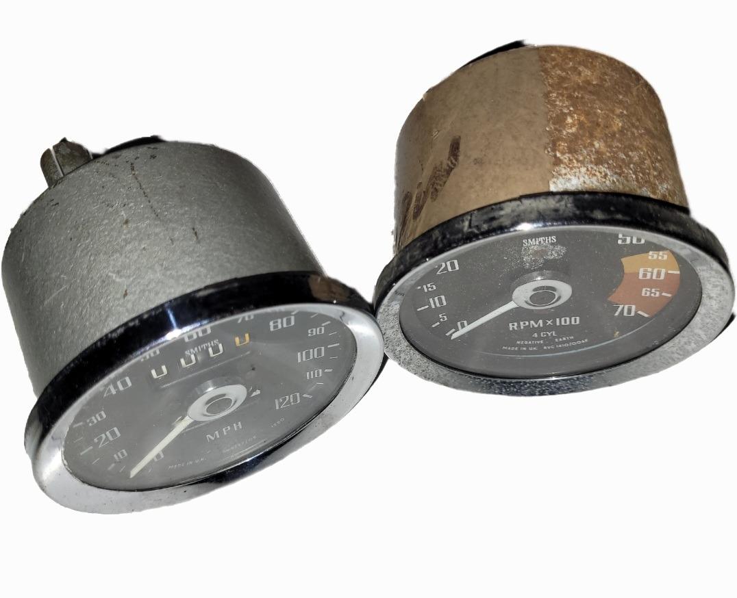 COMPTEURS SMALL MODÈLES MG MGB ET B GT LesAnciennes.com