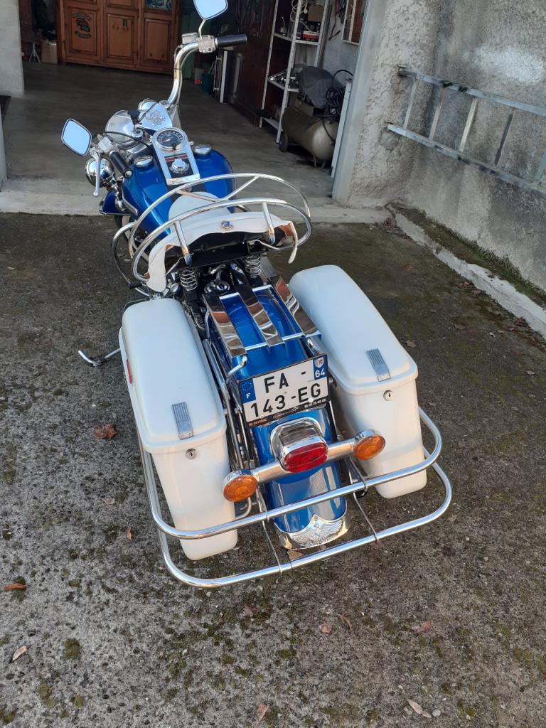 HARLEY DAVIDSON FLH 1200 - 1972 LesAnciennes.com