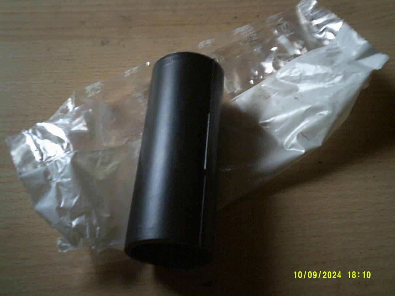 Pièces PEUGEOT 205 tout type: durite de reservoir LesAnciennes.com