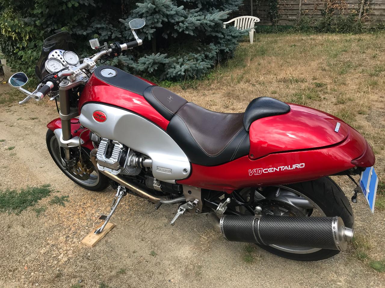 MOTO GUZZI V10 centauro - 2000 LesAnciennes.com