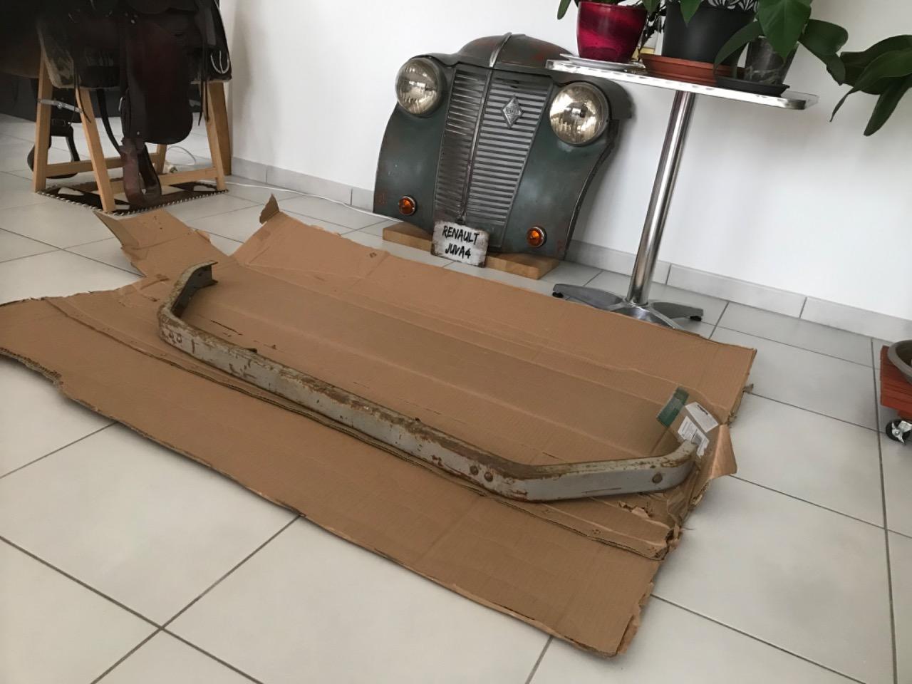 Pare choc CITROEN Type HY LesAnciennes.com