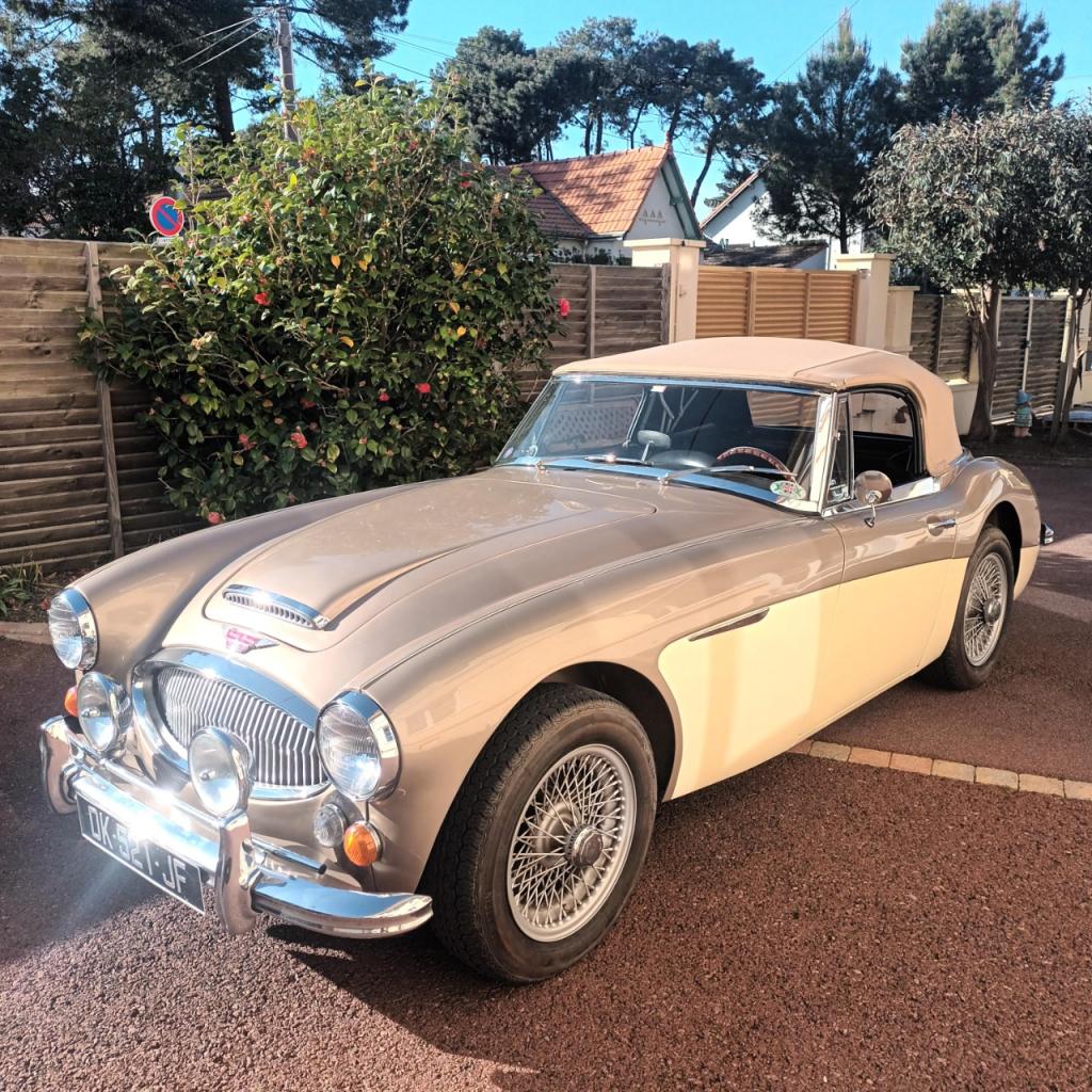 AUSTIN HEALEY 3000 BJ8 MK3 - 1967 LesAnciennes.com