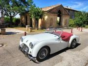 image_0-TRIUMPH TR3 Interieur rouge - 1957