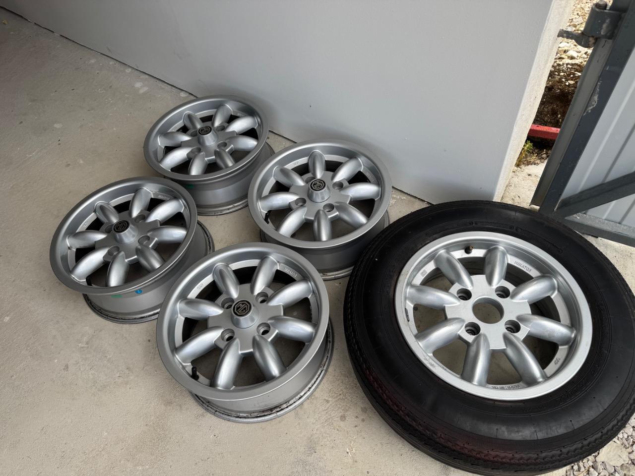 Jantes MG MGB LesAnciennes.com