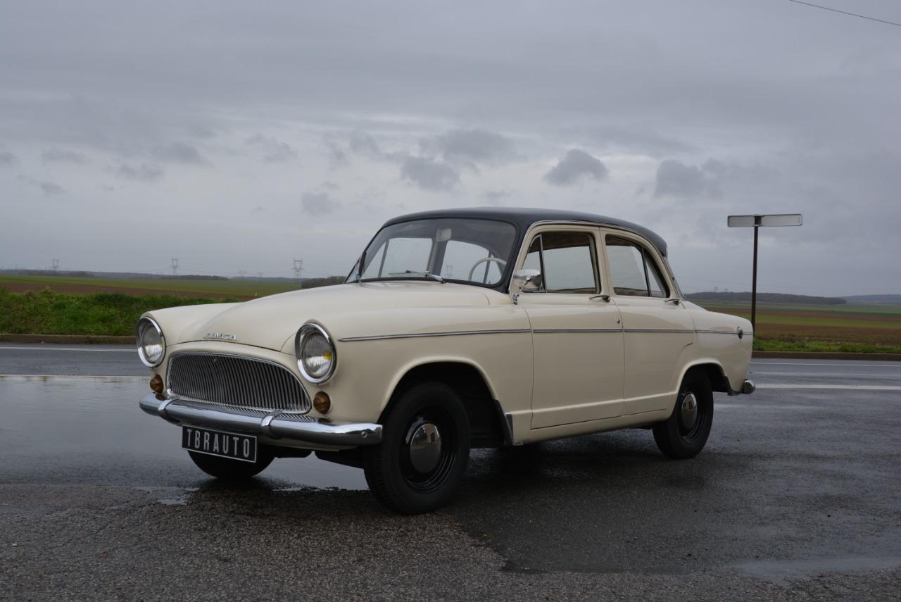 SIMCA Aronde P60 Etoile - 1960 LesAnciennes.com