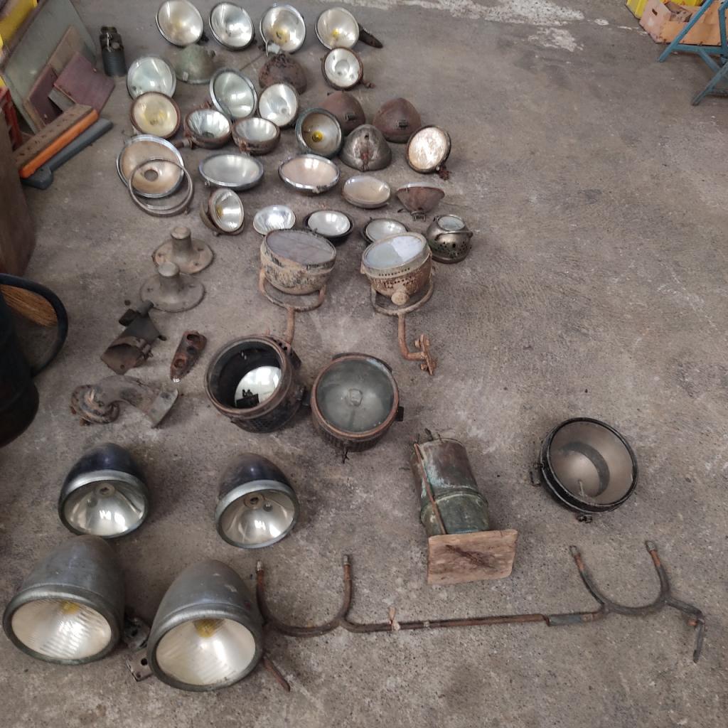 Phare DIVERS Divers LesAnciennes.com