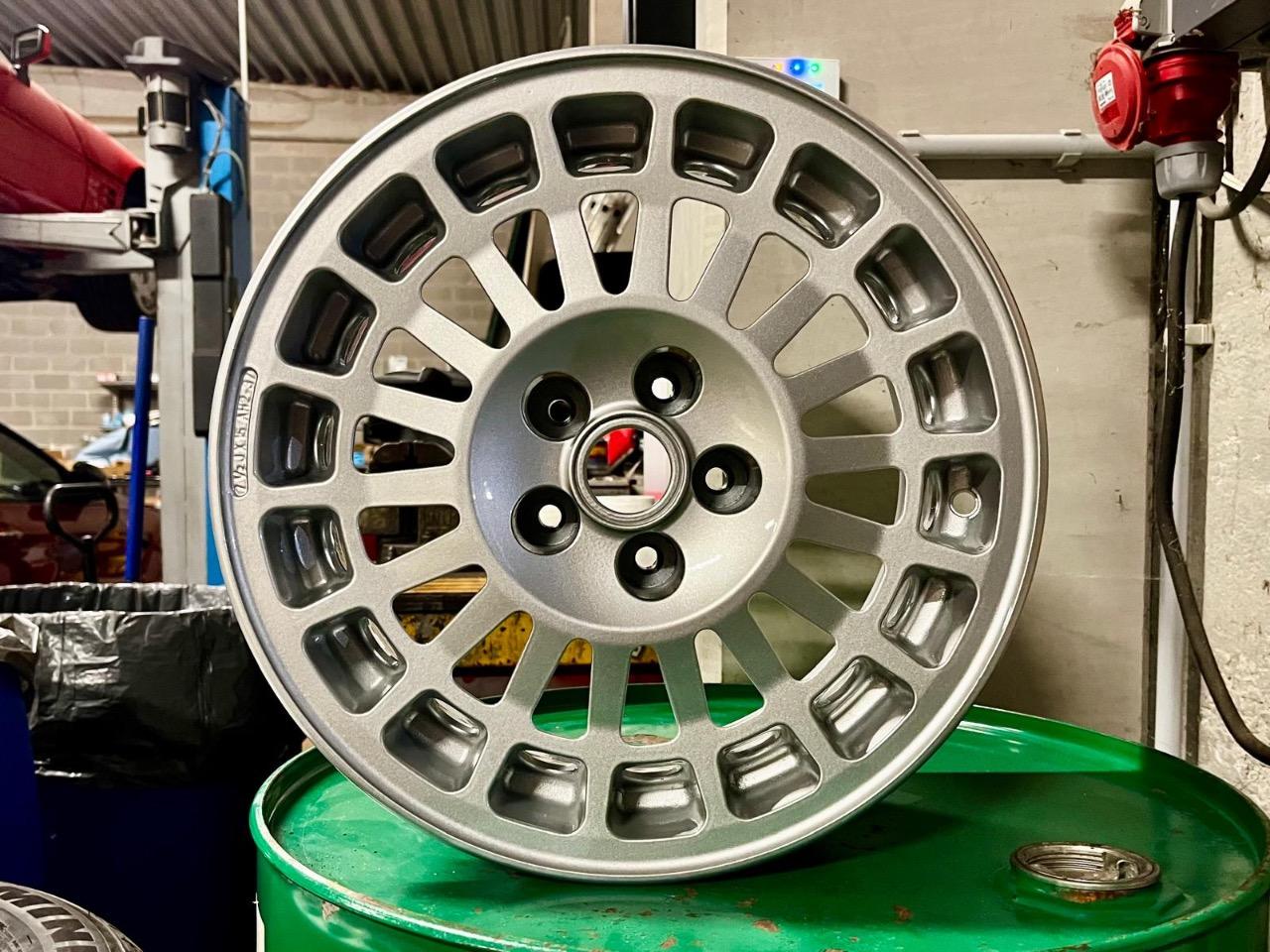 Jantes LANCIA Delta HF intégrale EVO LesAnciennes.com