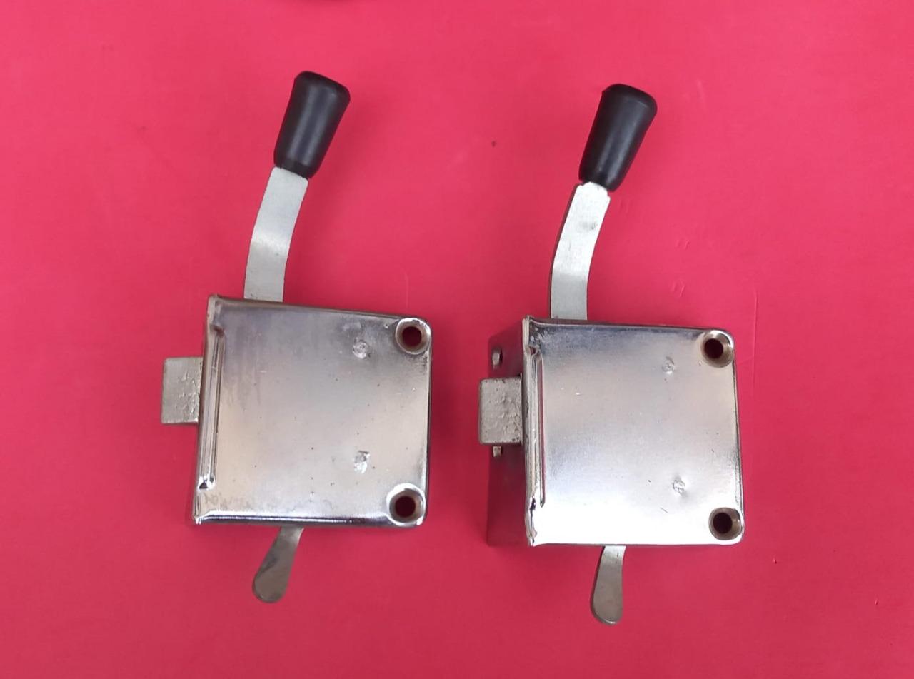 FIAT 900 t serrures de porte LesAnciennes.com