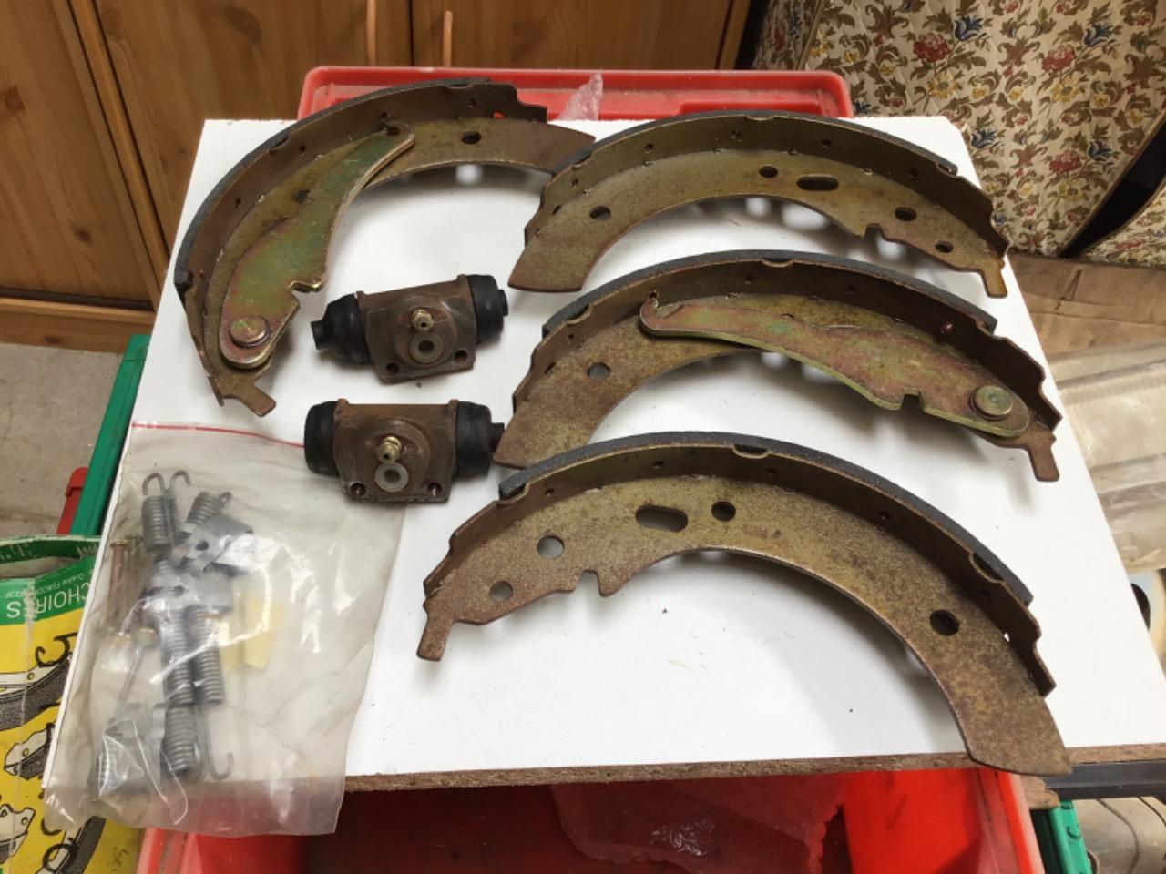 KIT FREINS ARRIÈRE BMW 315/316/318/320 LesAnciennes.com