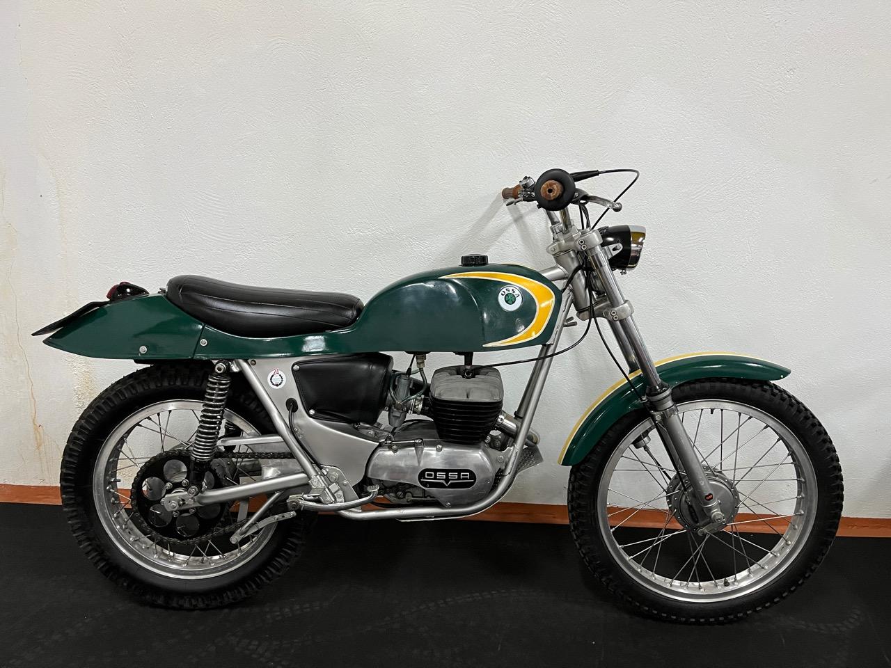 OSSA 250 Trial PLUMA - 1969 LesAnciennes.com