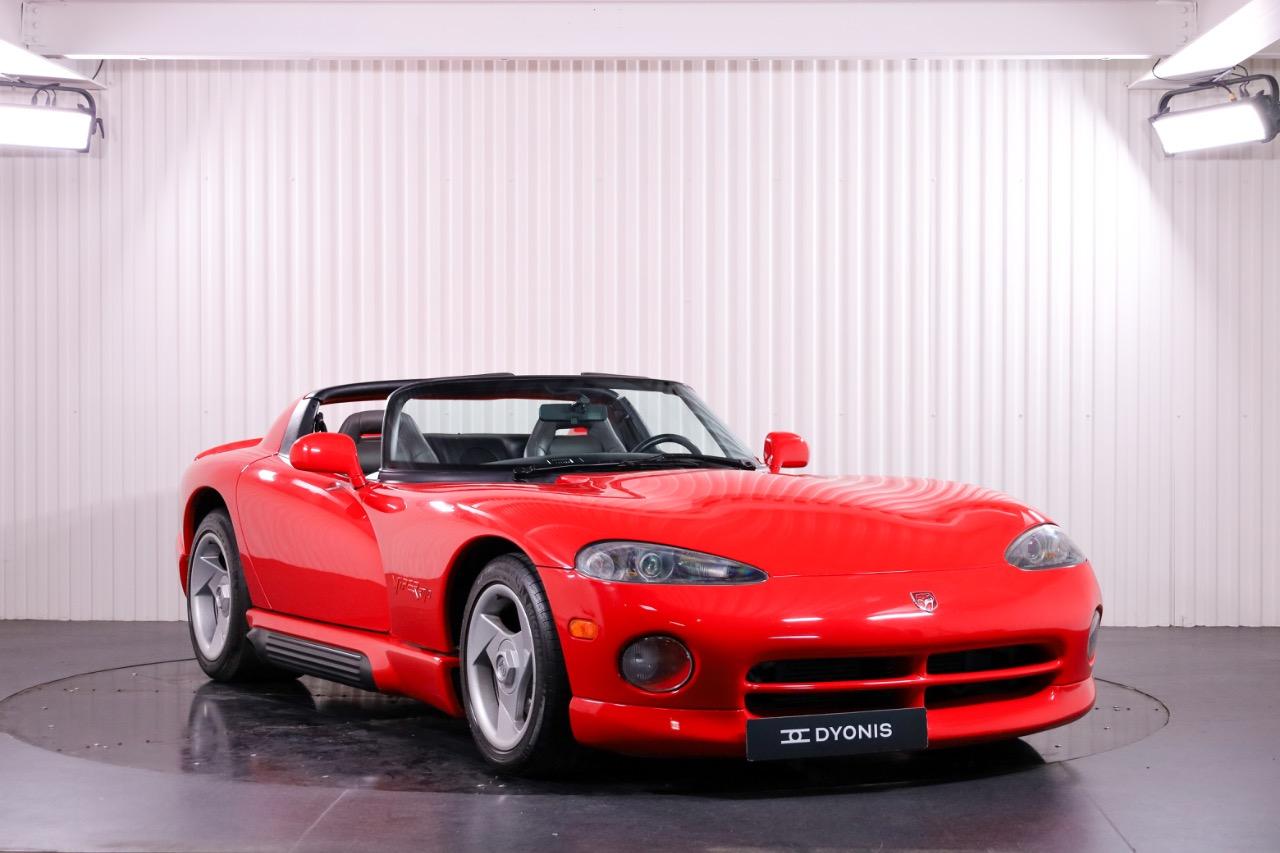 DODGE Viper RT/10 V10 8.0L BVM6 - 1994 LesAnciennes.com