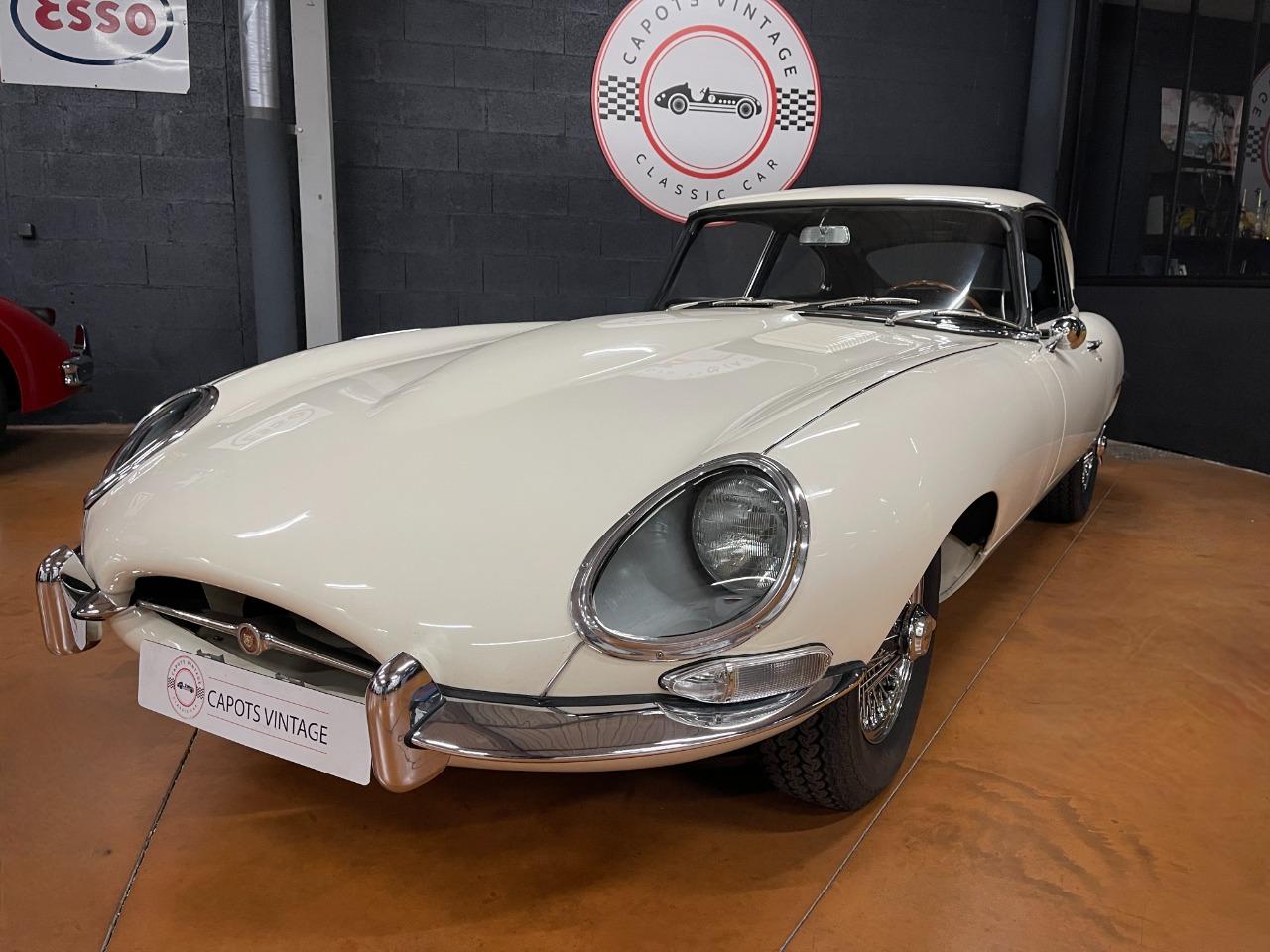 JAGUAR Type E Coupé 2+2 Série 1 - 1966 LesAnciennes.com