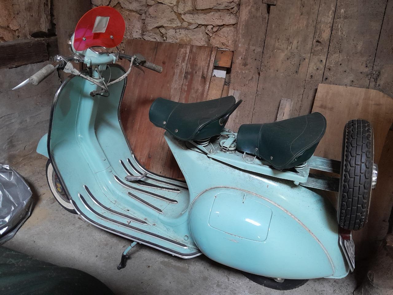 VESPA 125 - 1957 LesAnciennes.com