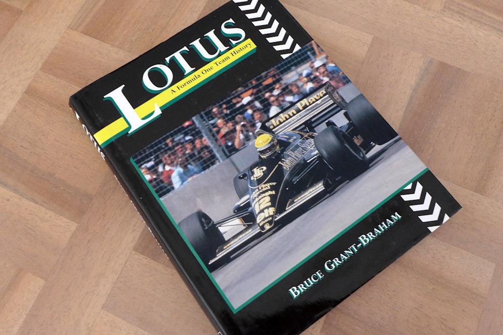 Livre LOTUS "A Formula One Team History" LesAnciennes.com