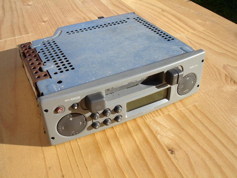 Autoradio RENAULT 22dc229 62p LesAnciennes.com