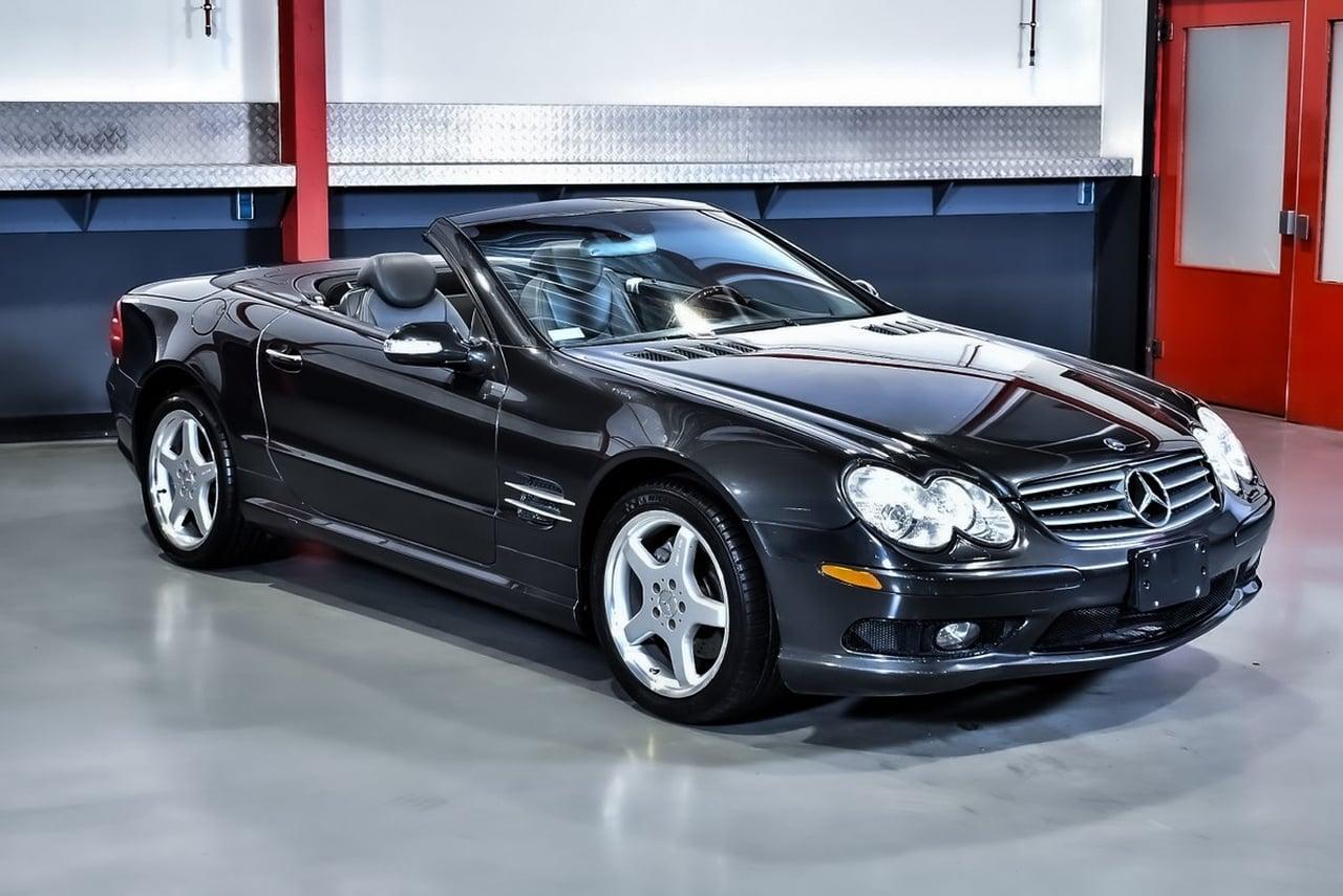2003 Mercedes-Benz R230 SL500 'Glass sunroof' AMG  LesAnciennes.com
