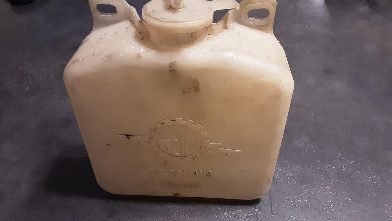 Réservoir DIVERS à vendre