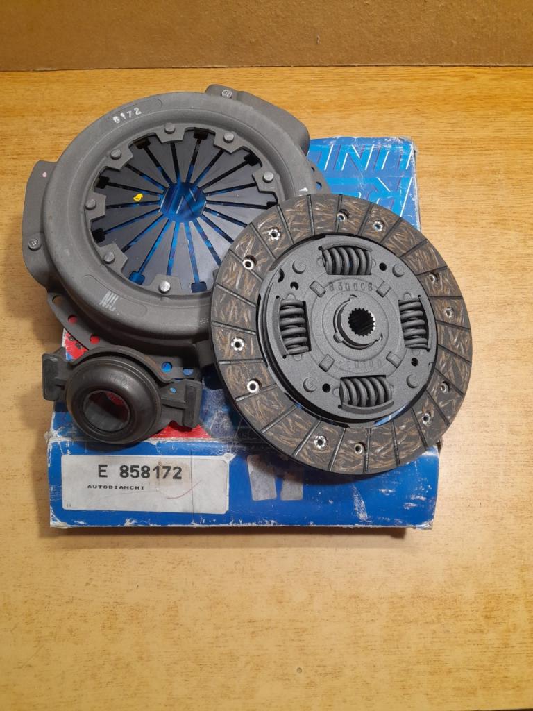 Kit Embrayage Fiat panda 1000 cinquecento LesAnciennes.com