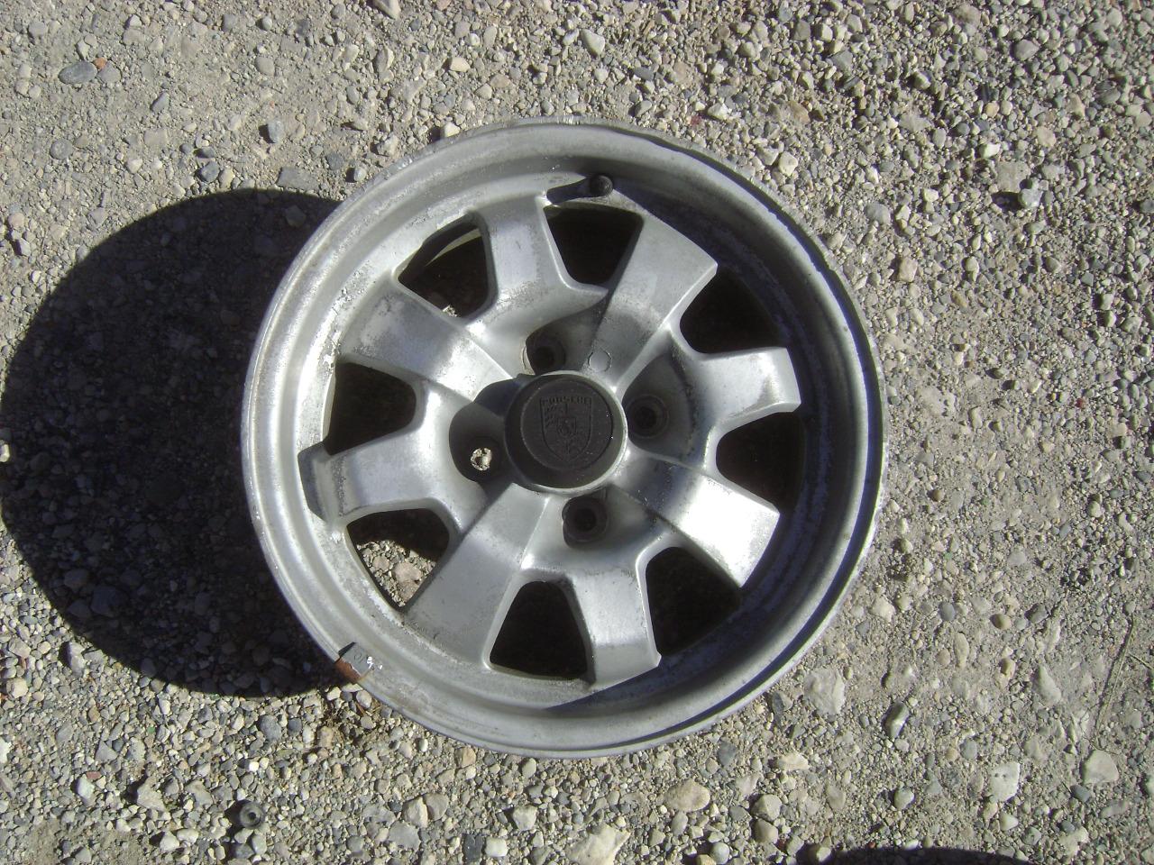 Jante PORSCHE 924 LesAnciennes.com