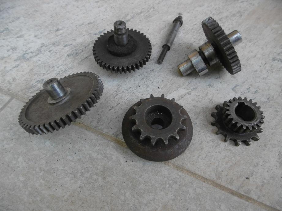 Pièces de distribution PEUGEOT P107 LesAnciennes.com