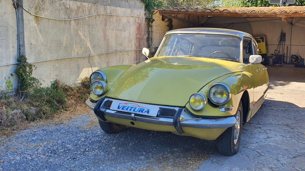 CITROEN DS 19 PALLAS - 1967 LesAnciennes.com
