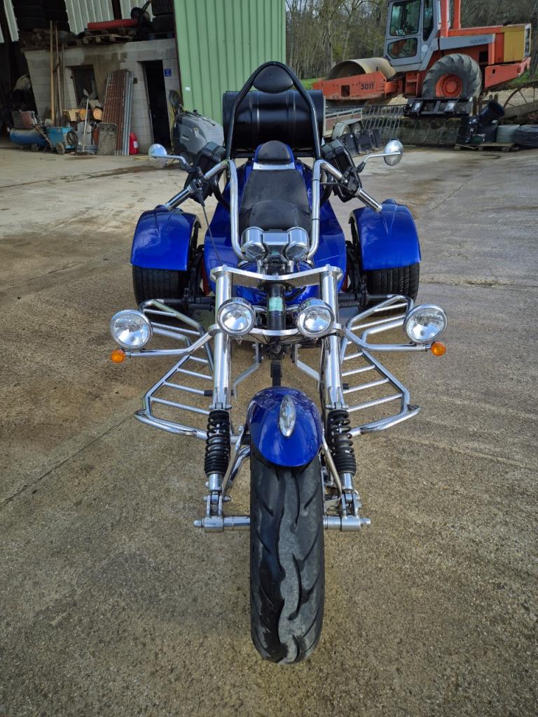 TRIKEBOOM 1600 - 2005 LesAnciennes.com