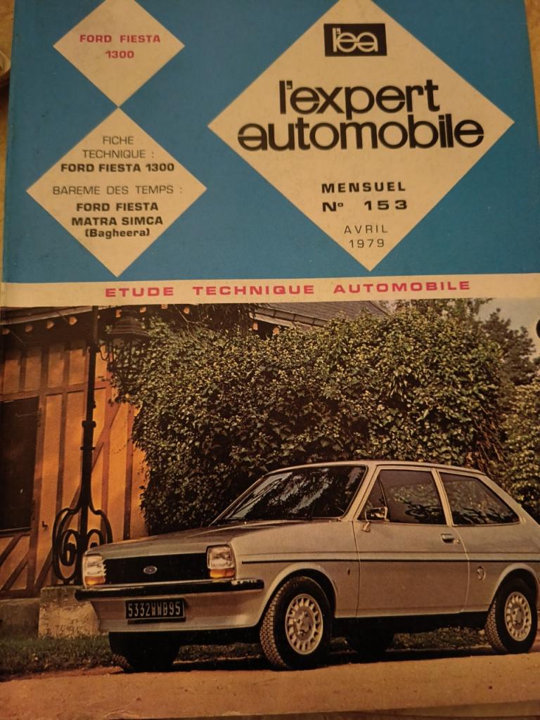 Lot de 2 revues techniques et auto vintage LesAnciennes.com