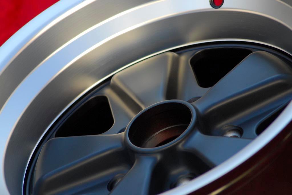 1 pc. jante Porsche Fuchs 9x15 ET15 911 SC Carrera LesAnciennes.com