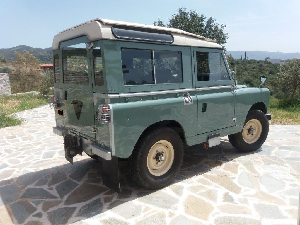 LAND ROVER 90 IIA, BEST restored! - 1960 LesAnciennes.com