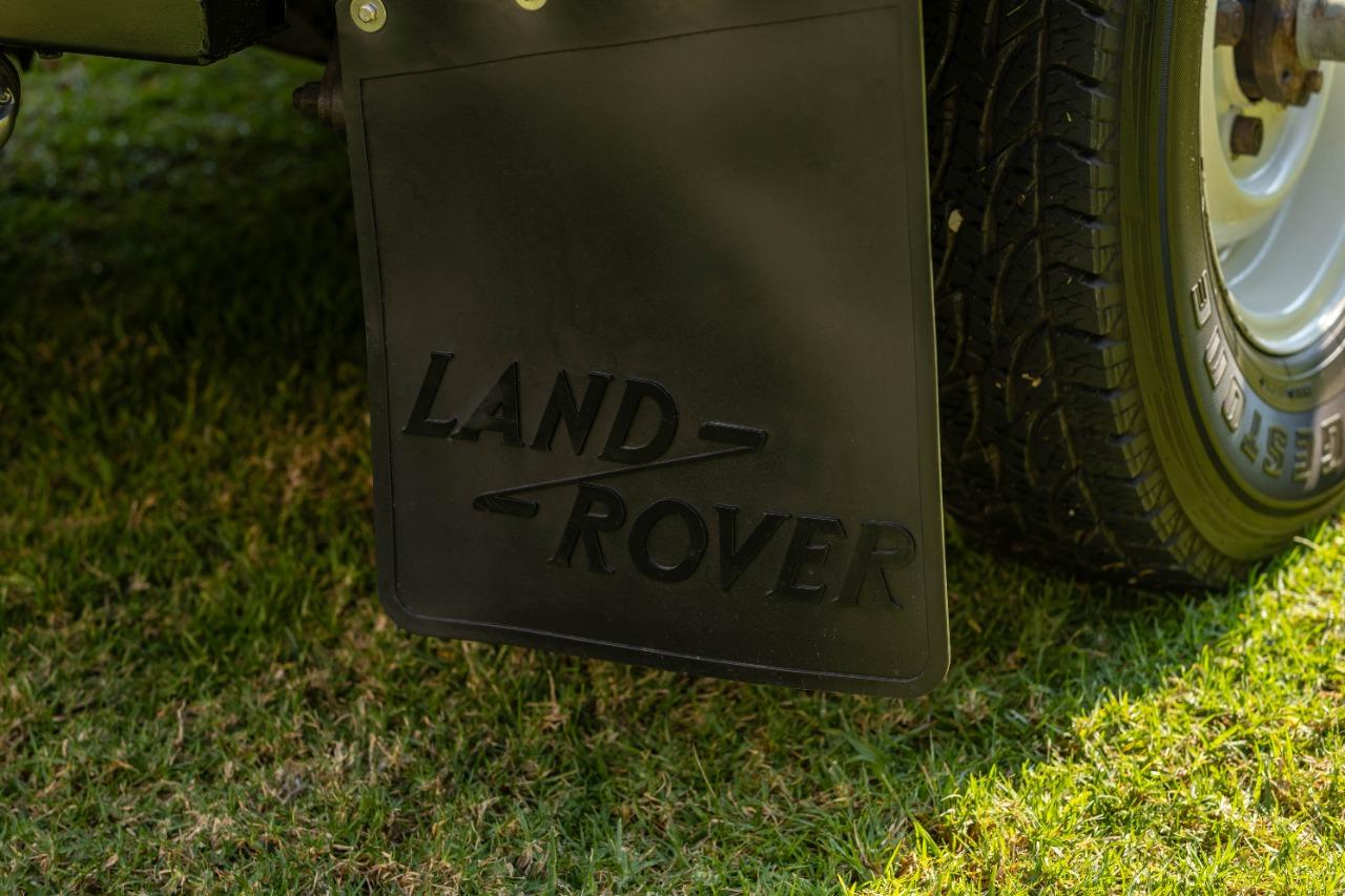 LAND ROVER 88 88 Série III Export - 1975 LesAnciennes.com