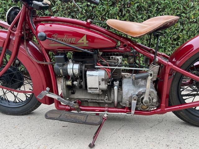 INDIAN Four 402 - 1931 LesAnciennes.com