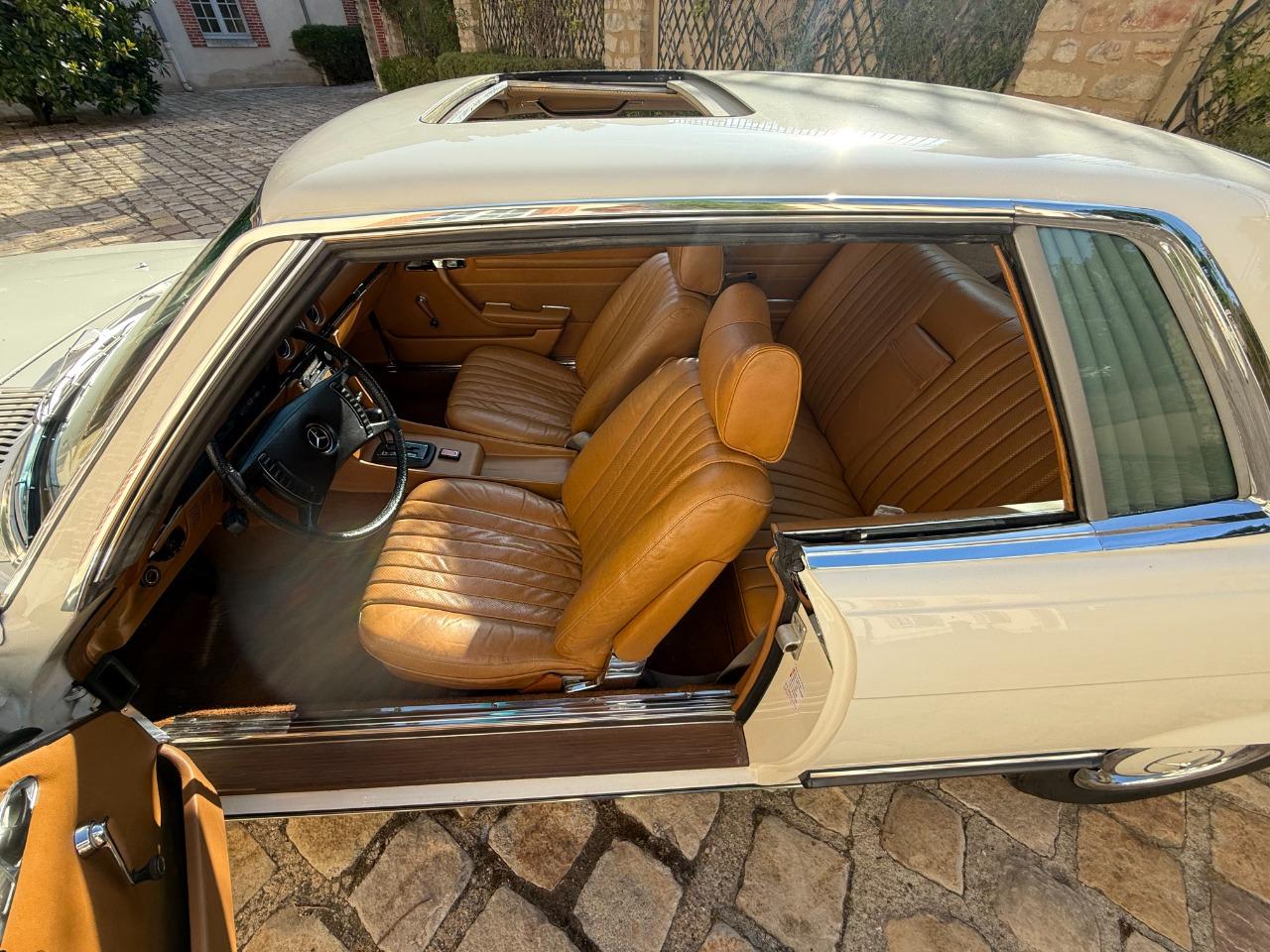 MERCEDES 350 SLC 58000 km Etat rare - 1972 LesAnciennes.com