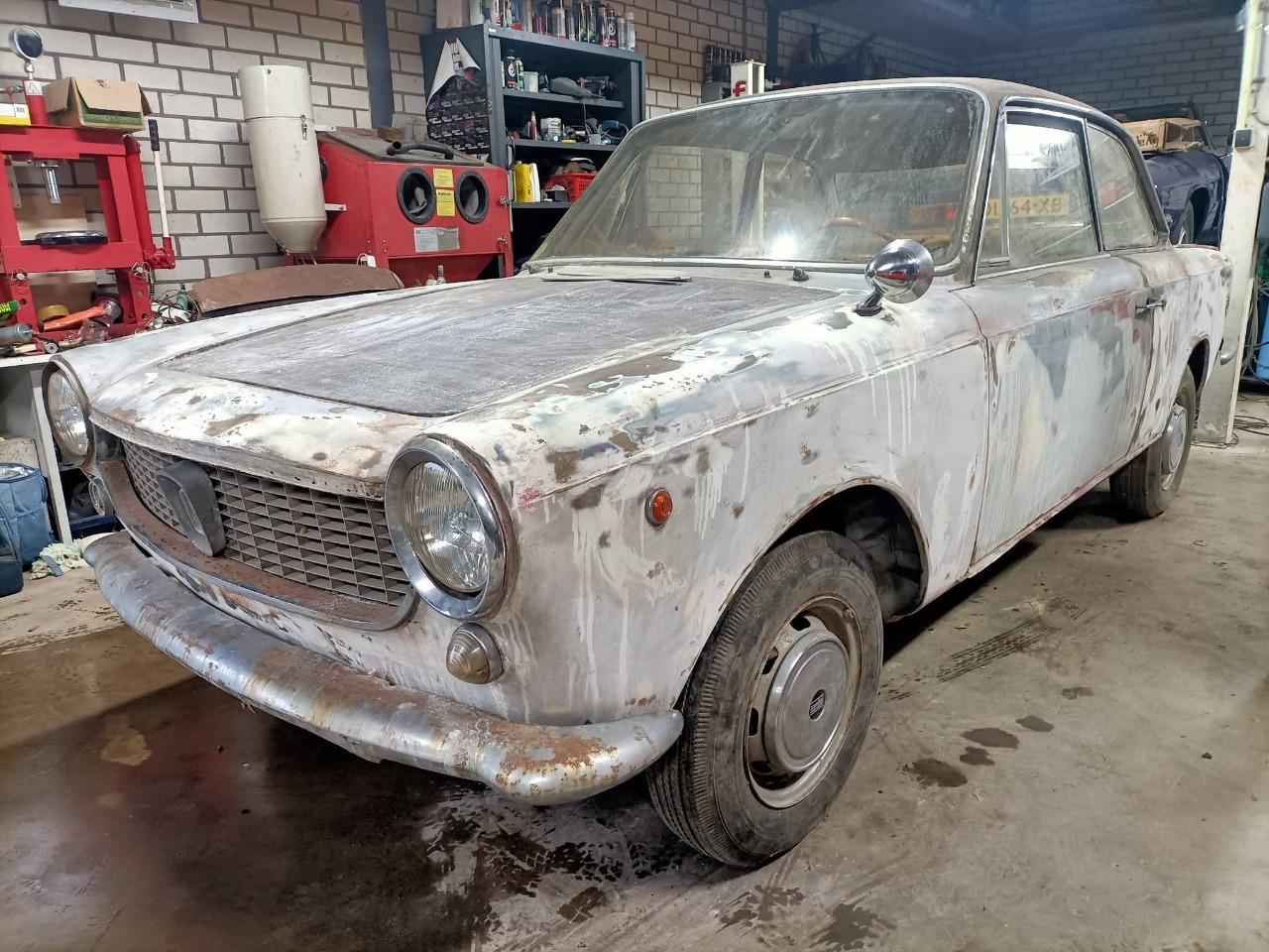 FIAT 1500 Vignale coupe - 1966 LesAnciennes.com