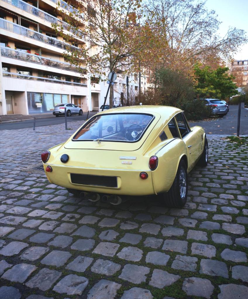 TRIUMPH GT6 MK II - 1969 LesAnciennes.com
