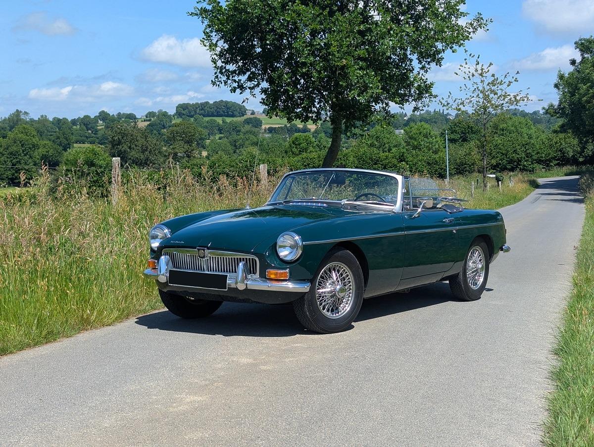 MG MGB - 1968 LesAnciennes.com