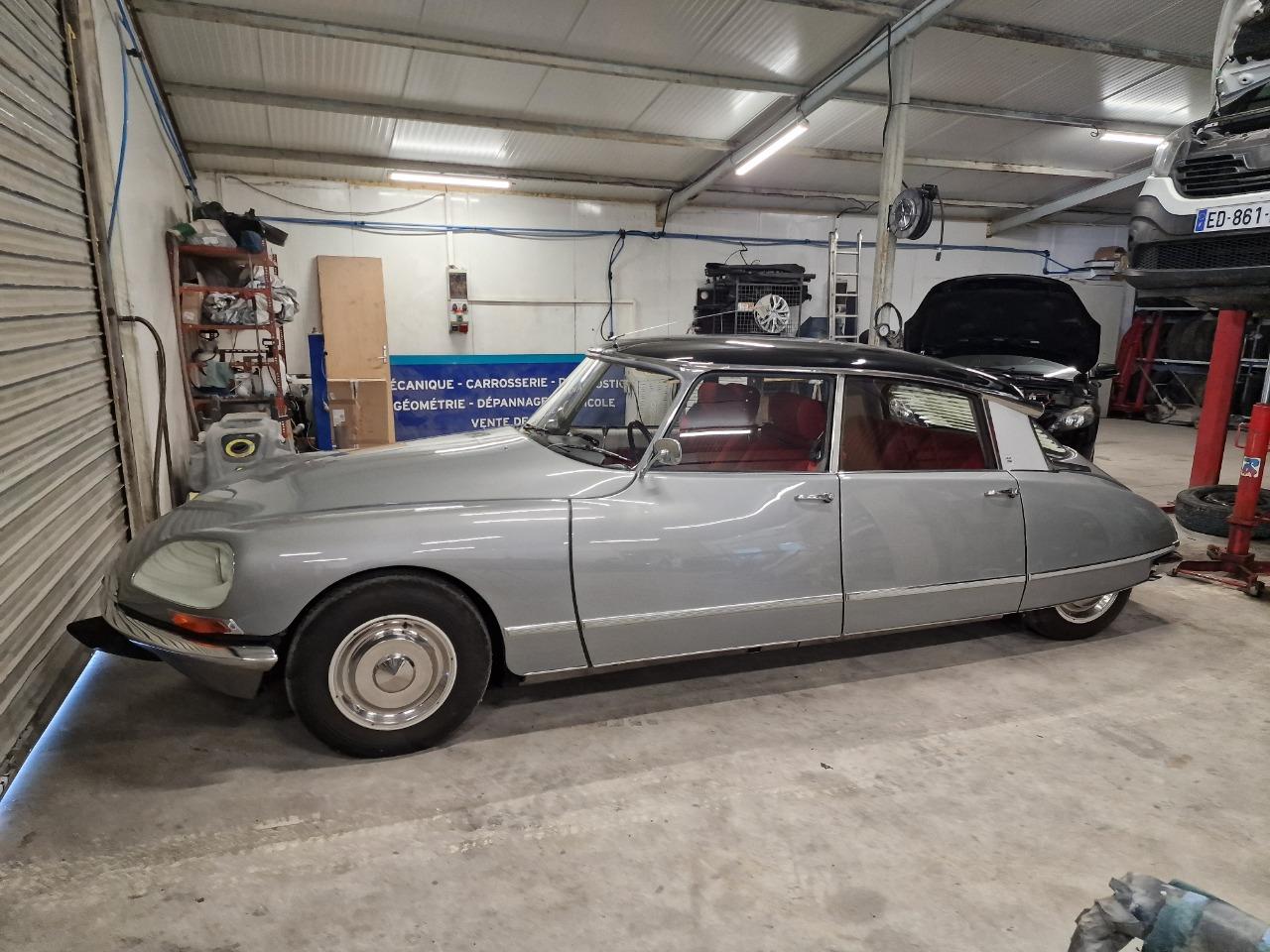 CITROEN DS 20 Pallas - 1969 LesAnciennes.com