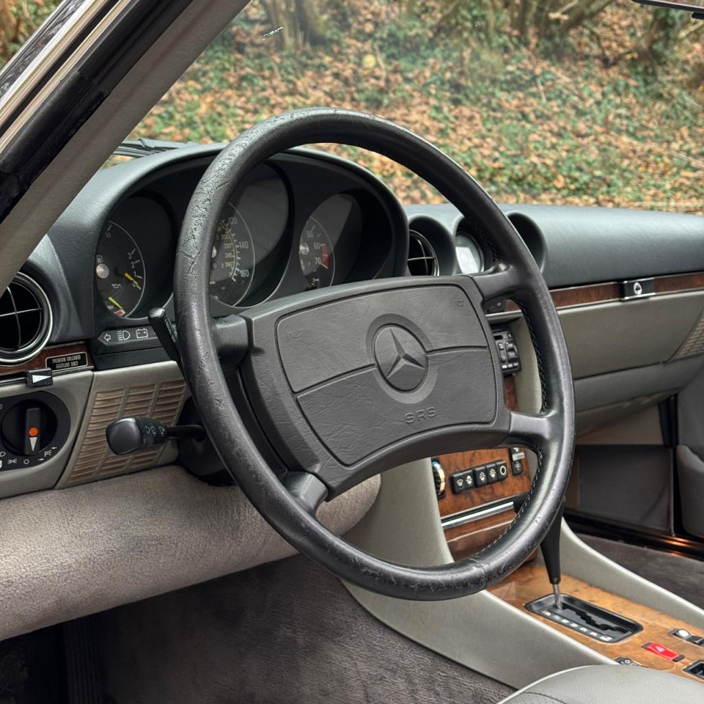 1988 Mercedes SL Class 560 SL R107, foto 2