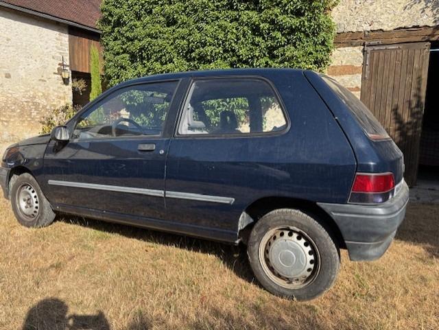 RENAULT Clio CLIO 1 1.1 4 CV - 1992 LesAnciennes.com