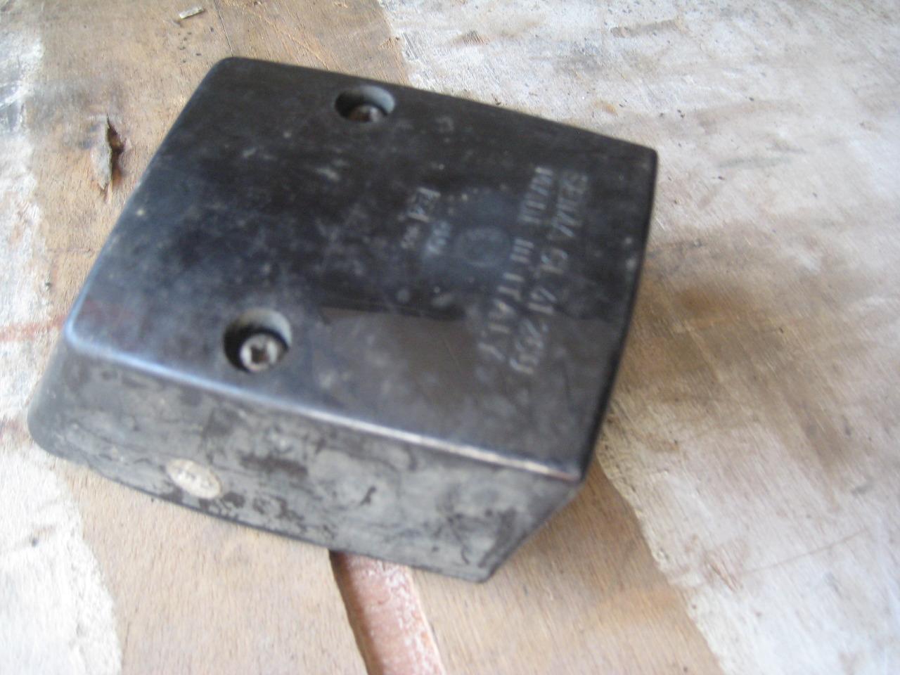 Feux eclaireur de plaque utilitaire RENAULT LesAnciennes.com