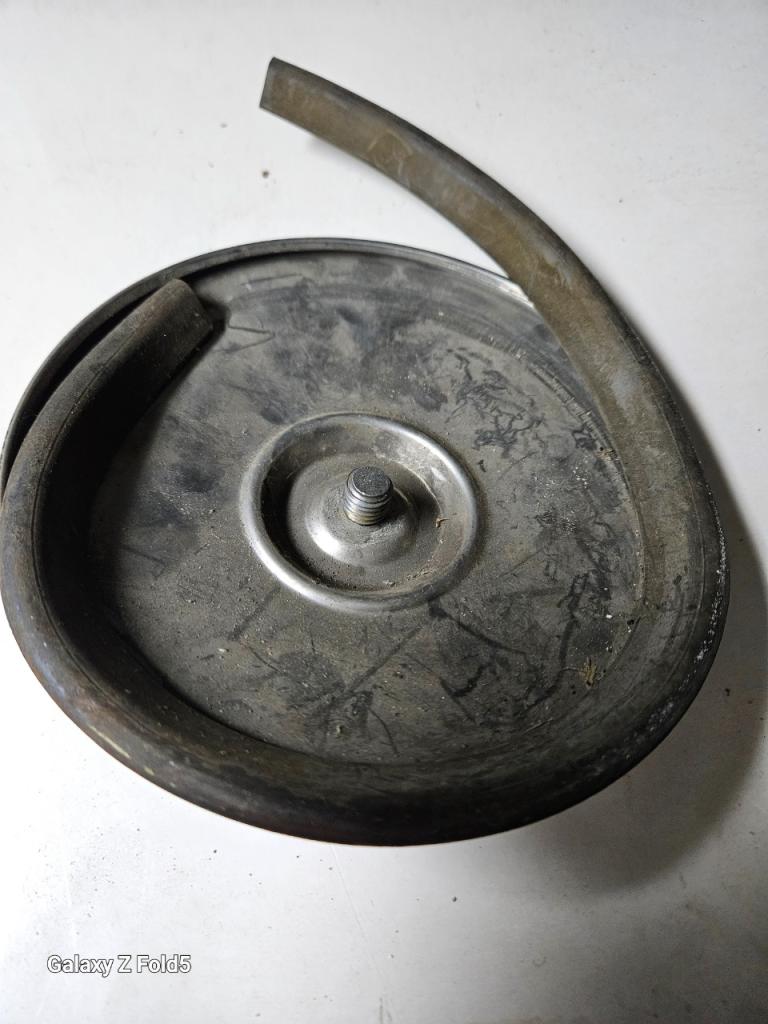 Enjoliveurs PEUGEOT 104 LesAnciennes.com