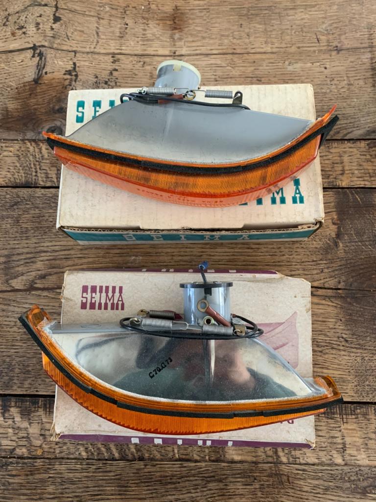 Clignotants G et D CITROEN Ami 6 LesAnciennes.com