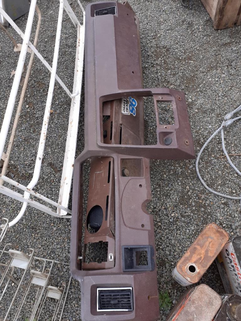 Tableau de bord SIMCA 1100 LesAnciennes.com