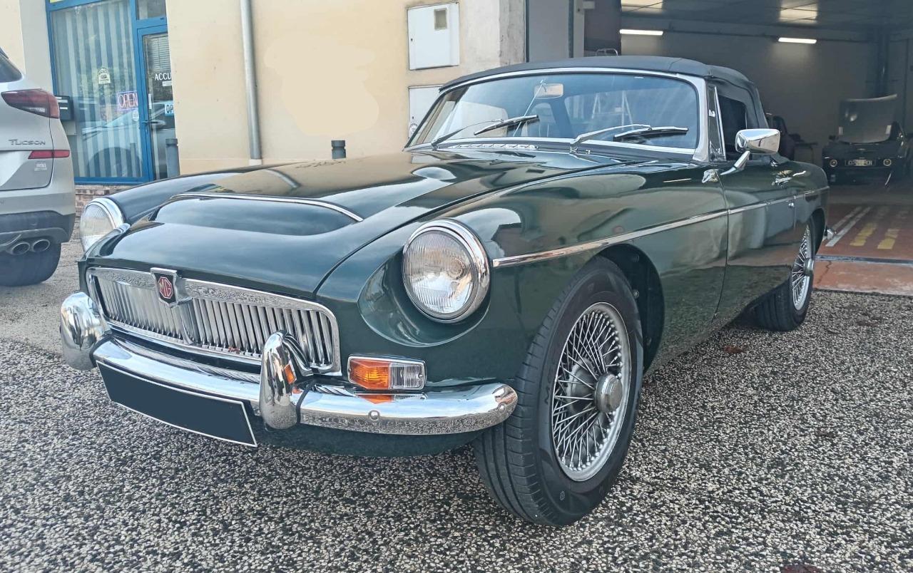 MG MGC Cabriolet - 1969 LesAnciennes.com