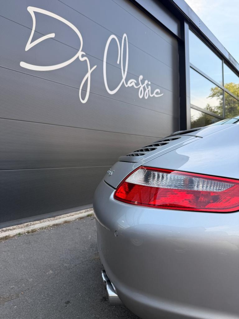 PORSCHE 911 997 Carrera 4S LesAnciennes.com